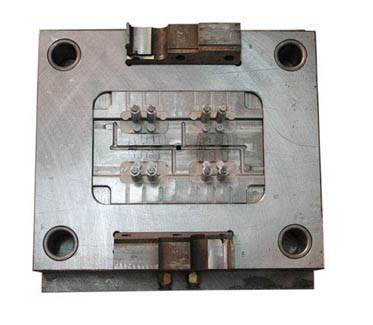 当注塑成型时出现缺陷该如何解决？